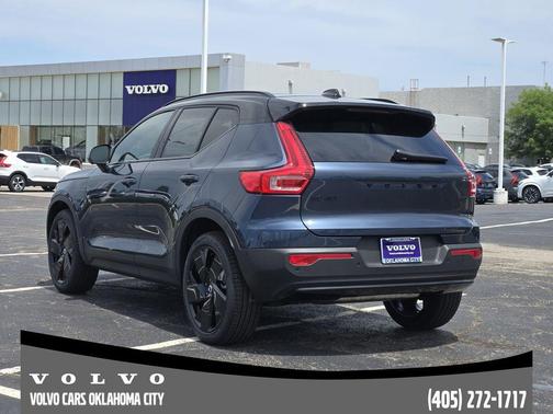 Denim Blue 2026 Volvo XC40 B5 Ultra Black Edition