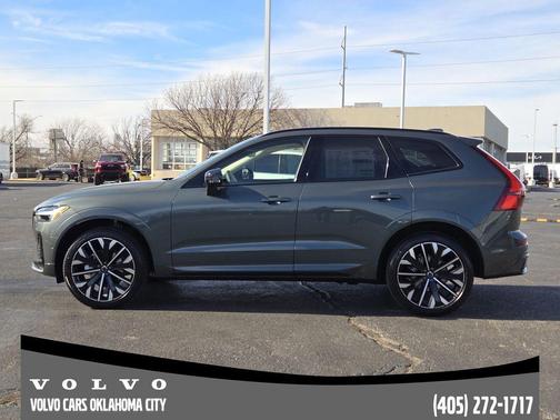 2026 Volvo XC60 B5 Ultra