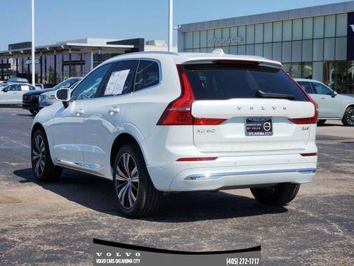 2022 Volvo XC60 B6 Inscription
