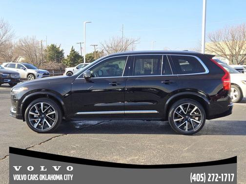 2023 Volvo XC90 B5 Plus