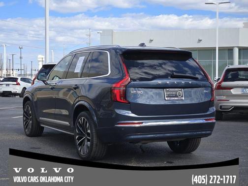 2025 Volvo XC90 B6 Plus 7-Seater