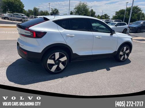 Crystal White 2023 Volvo C40 Recharge Pure Electric Twin Ultimate