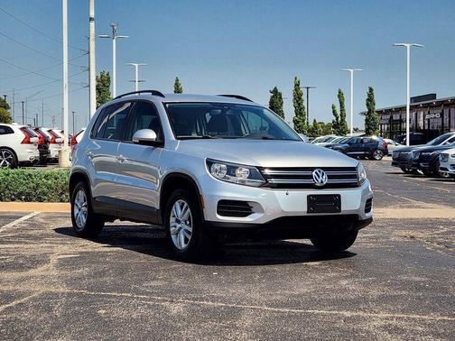 2016 Volkswagen Tiguan S