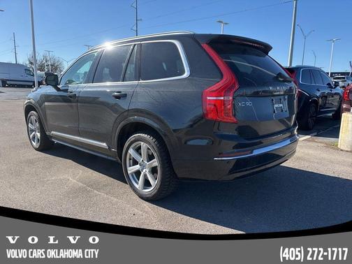 2024 Volvo XC90 B5 Core Bright Theme