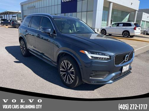 2022 Volvo XC90 T6 Momentum 7 Passenger