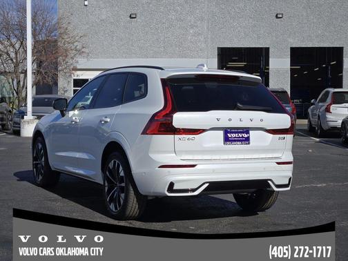 2026 Volvo XC60 B5 Plus