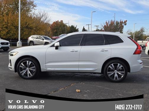 2023 Volvo XC60 B5 Ultimate Bright Theme