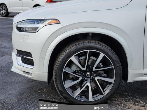 2024 Volvo XC90 B6 Ultimate Bright Theme 7-Seater