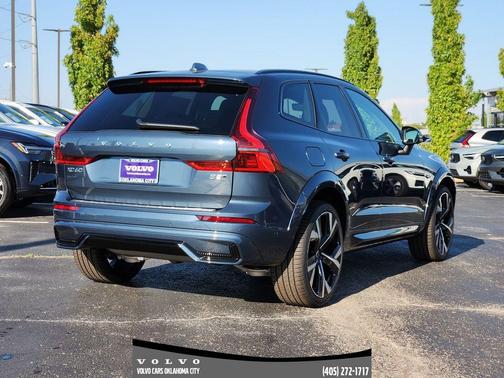 2026 Volvo XC60 B5 Ultra
