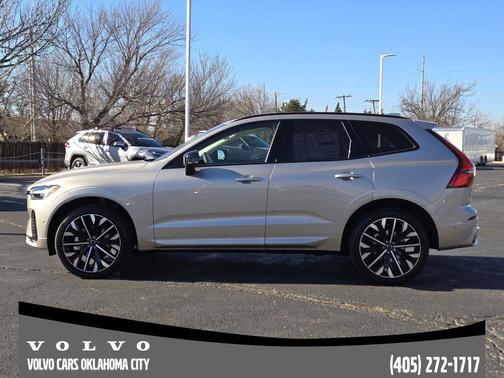 2026 Volvo XC60 B5 Ultra