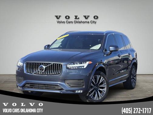 2022 Volvo XC90 T5 Momentum 7 Passenger