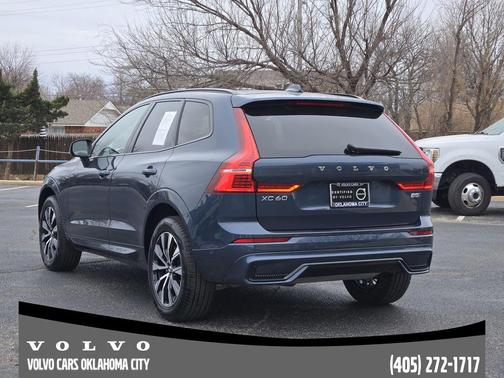 2025 Volvo XC60 B5 Plus
