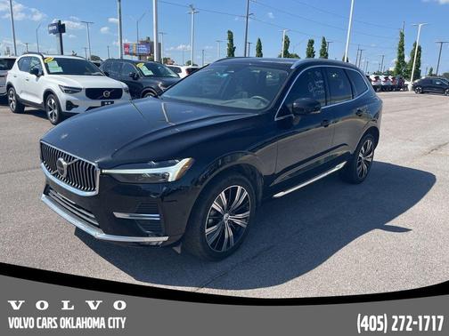 Onyx Black Metallic 2023 Volvo XC60 B5 Plus Bright Theme