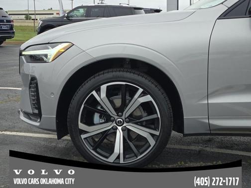 Silver 2024 Volvo XC60 B5 Ultimate Dark Theme