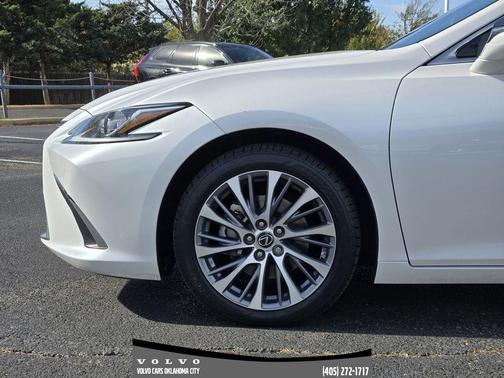 2021 Lexus ES 350 Base