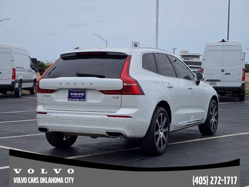 Crystal White Metallic 2020 Volvo XC60 T5 Inscription