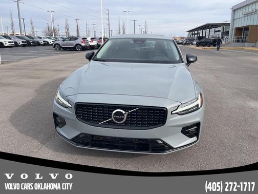2025 Volvo S60 B5 Core