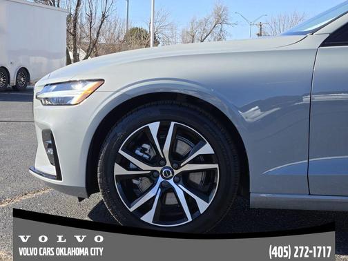 2025 Volvo S60 B5 Core