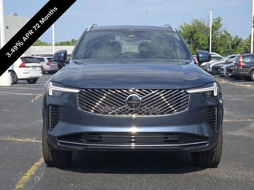 2025 Volvo XC90 Plug-In Hybrid T8 Plus 7-Seater