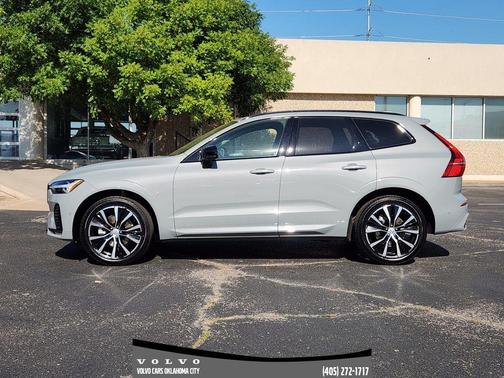 2025 Volvo XC60 B5 Plus