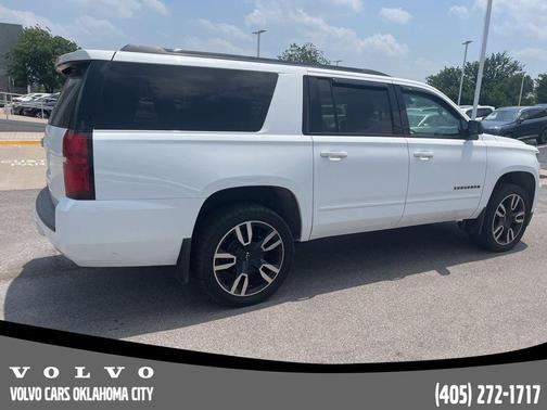 Summit White 2019 Chevrolet Suburban Premier