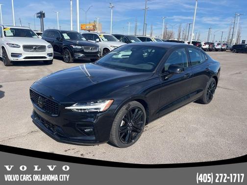2024 Volvo S60 B5 Plus Black Edition