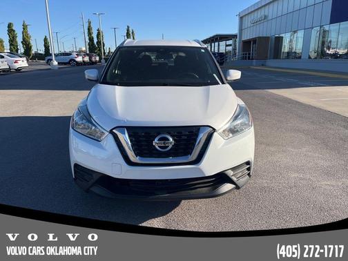 2020 Nissan Kicks SV