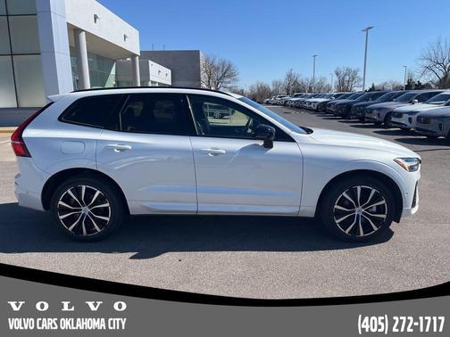 2025 Volvo XC60 B5 Plus