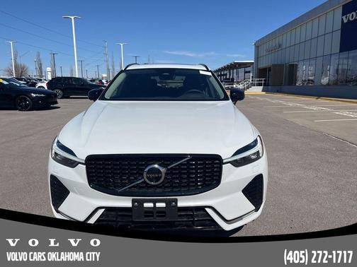 2025 Volvo XC60 B5 Plus