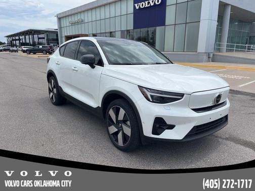 Crystal White Metallic 2023 Volvo C40 Recharge Pure Electric Twin Ultimate