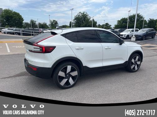 Crystal White Metallic 2023 Volvo C40 Recharge Pure Electric Twin Ultimate