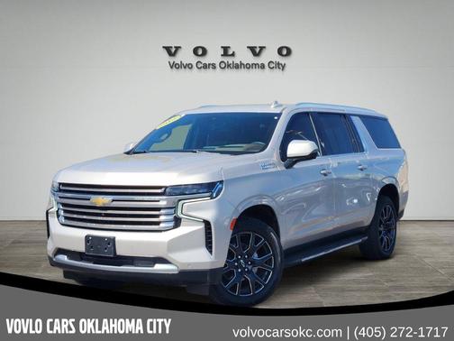 Empire Beige Metallic 2023 Chevrolet Suburban High Country