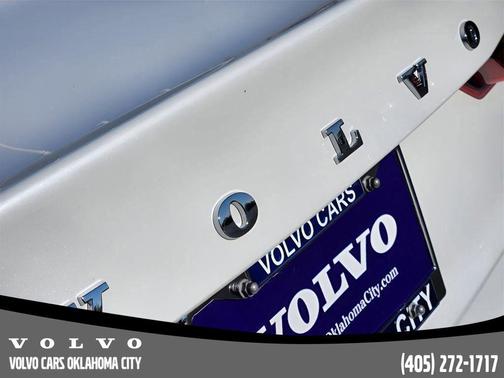 2025 Volvo S60 B5 Plus