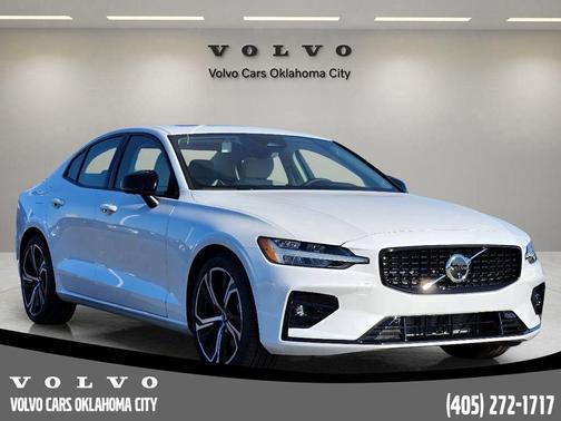 2025 Volvo S60 B5 Plus