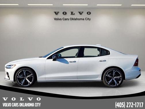 2025 Volvo S60 B5 Plus