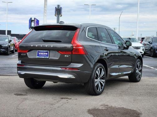 2022 Volvo XC60 B6 Inscription