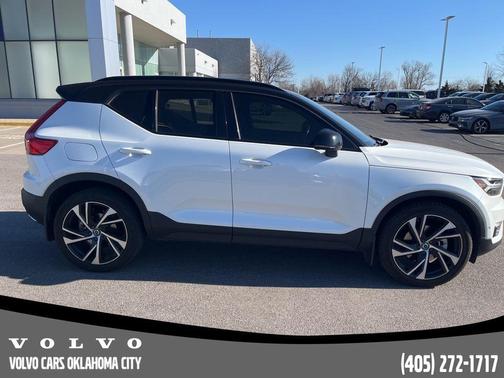 2019 Volvo XC40 T5 R-Design