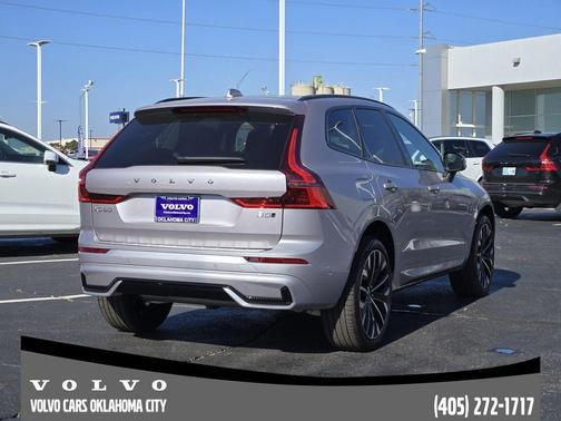 2026 Volvo XC60 B5 Ultra