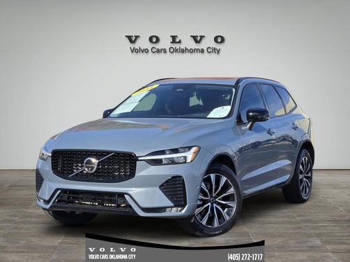 2024 Volvo XC60 B5 Plus Dark Theme