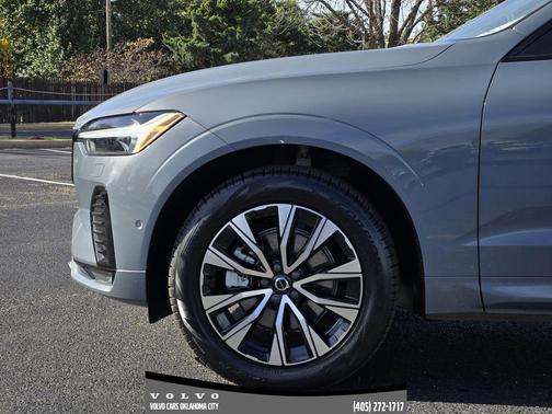 2024 Volvo XC60 B5 Plus Dark Theme