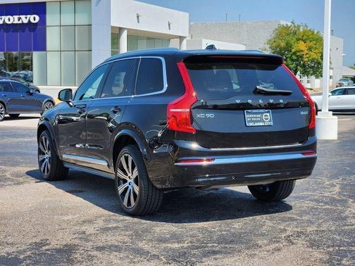 2023 Volvo XC90 B6 Ultimate 7-Seater