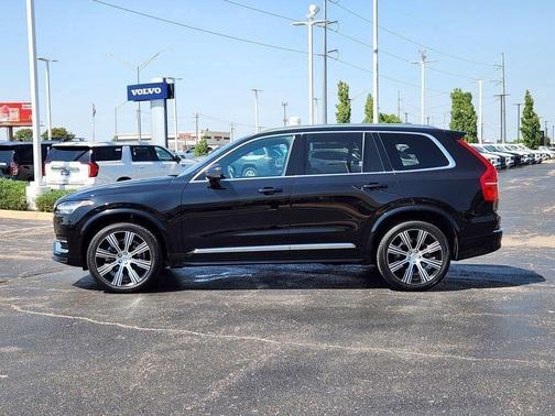 2023 Volvo XC90 B6 Ultimate 7-Seater