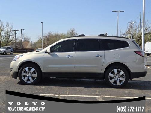 Champagne Silver 2017 Chevrolet Traverse Premier