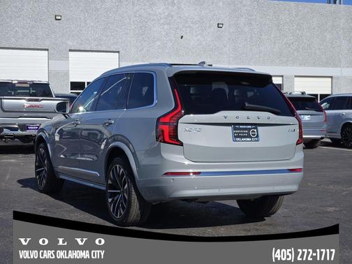 2025 Volvo XC90 B6 Plus 7-Seater
