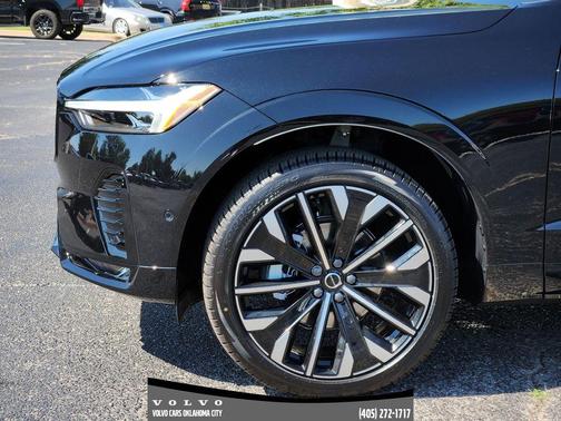 2026 Volvo XC60 B5 Ultra