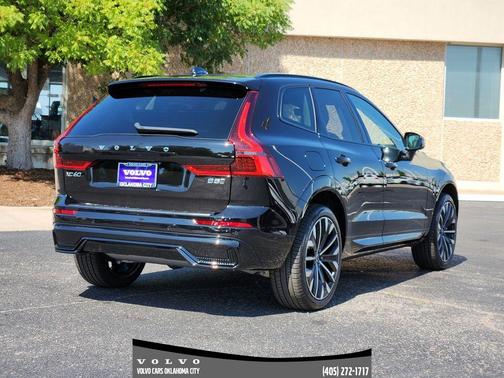 2026 Volvo XC60 B5 Ultra