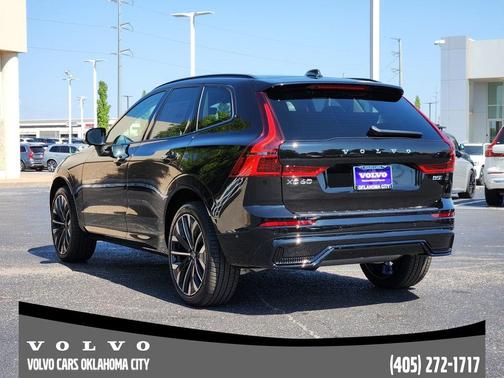 2026 Volvo XC60 B5 Ultra