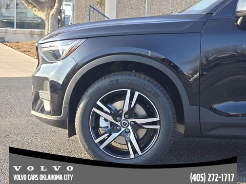 2026 Volvo XC40 B4 Core