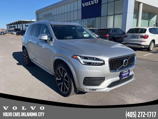 2020 Volvo XC90 T6 Momentum 7 Passenger