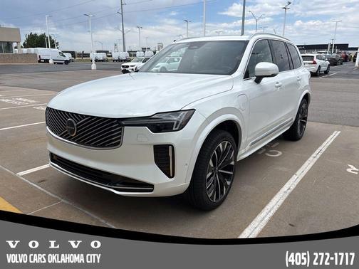 Crystal White Metallic 2025 Volvo XC90 Plug-In Hybrid T8 Plus 7-Seater